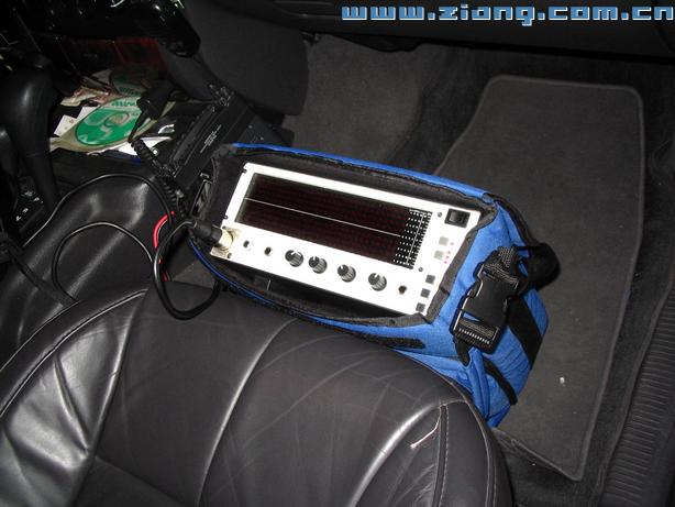 新城子昂改大切车友的电子装备Clarion+Focal+Genesis+motorola+StreetpilotGPS