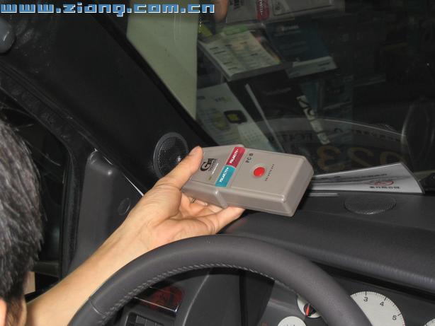 新城子昂改大切车友的电子装备Clarion+Focal+Genesis+motorola+StreetpilotGPS