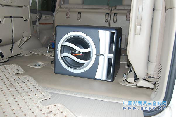 陆地巡航舰南非版音响改装