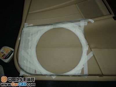 宝马530I的门板正确拆装和多媒体改装