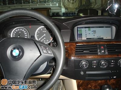宝马530I的门板正确拆装和多媒体改装