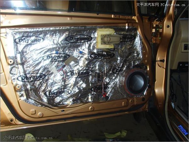 骐达改装歌乐6碟主机WXZ466MP