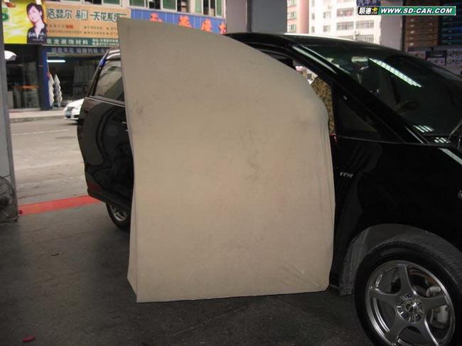 王者风范丰田大霸道换装ClarionWXZ466MP案例