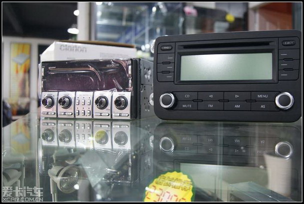 蓝色速腾音响升级CD主机:歌乐WXZ466MP