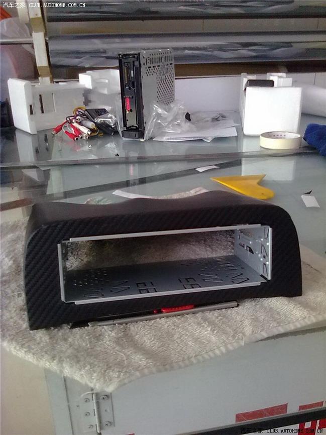 无损加装歌乐DXZ586USB主机倒模安装过程全拍