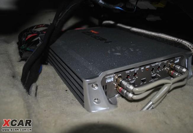 clarion前置六碟CD机WXZ466MP改装现代胜达音响