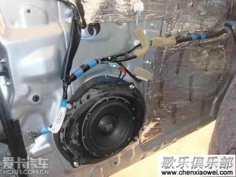 丰田普拉多音响系统升级改装歌乐WXZ466MP还原人声