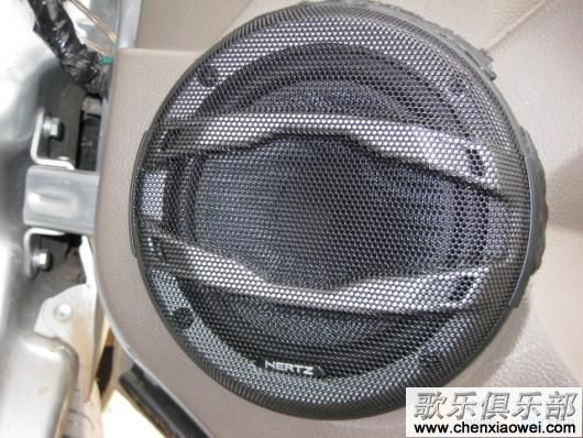 歌乐主机DXZ786USB改装五菱之光音响系统汽车音响改装