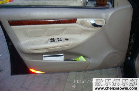 歌乐车载6碟CD主机WXZ466MP升级中华尊驰音响系统