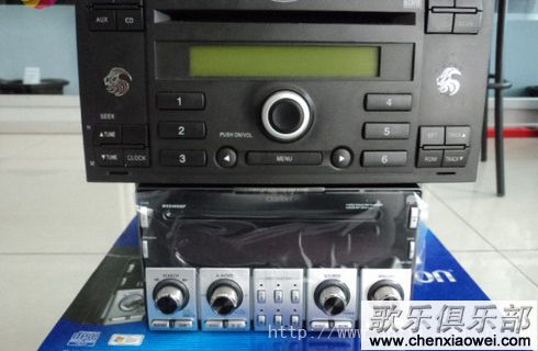 福特福克斯汽车CD机换装歌乐6碟主机WXZ466MP