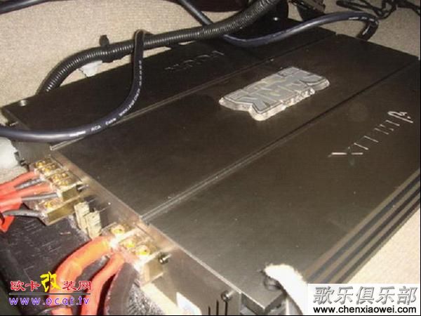 丰田普拉多改装歌乐蓝牙CD主机CX609A,音质提升