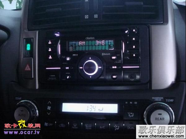 丰田普拉多改装歌乐蓝牙CD主机CX609A,音质提升