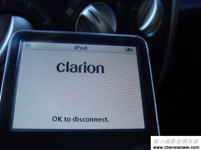 完美歌乐CZ500A主机实测组图,IPOD,IPHONE直接测试