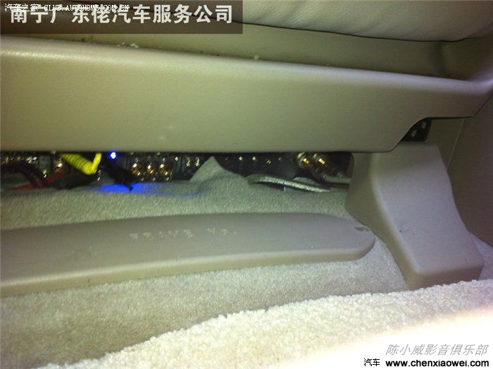 丰田汉兰达影音系统升级改装歌乐CD机HX-D2发烧级改装