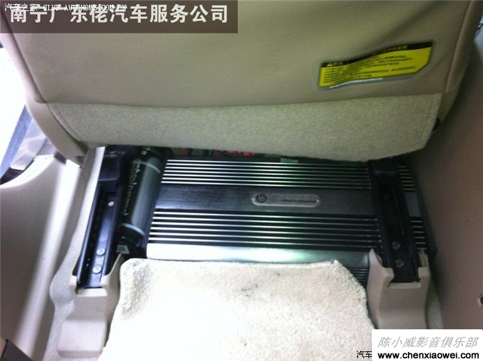 丰田汉兰达影音系统升级改装歌乐CD机HX-D2发烧级改装