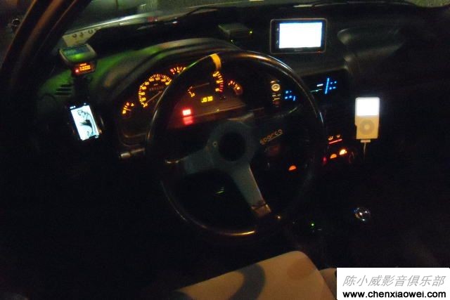 标致汽车改装歌乐无碟数码机FZ409A蓝牙收发器BLT370